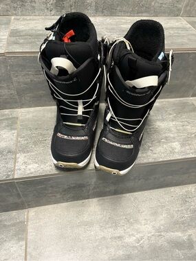 burton bootique snowboard boots womens Mint a leading brand in the snowboarding industry Burton | Other | Burton